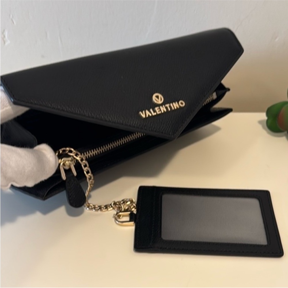 NEW✨Valentino Leather Envelope Wallet by Mario Valentino - Picture 6 of 9